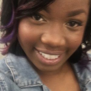 Meet your Posher, Lacika